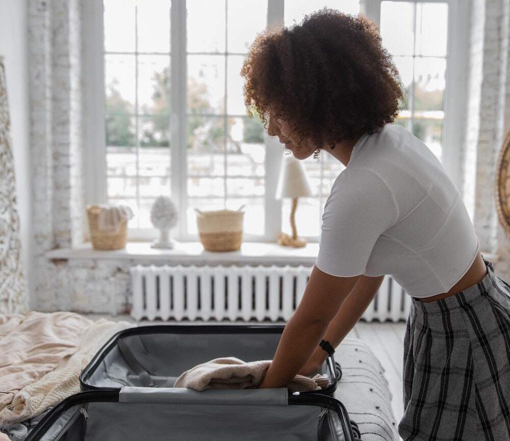 Pre-Vacation Home Cleaning Checklist